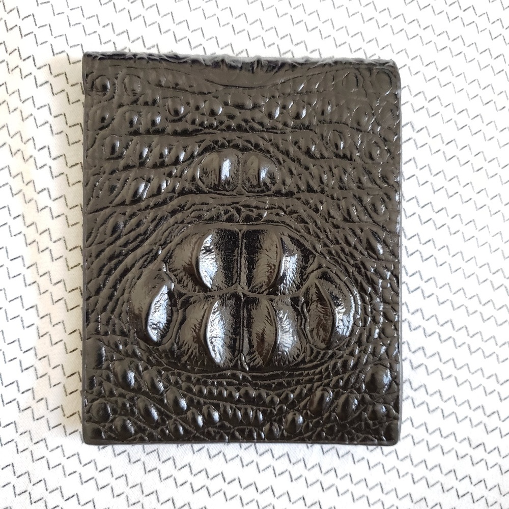 BLACK LEATHER WALLET